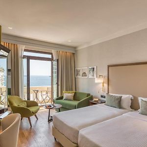 Premium Triple Room
